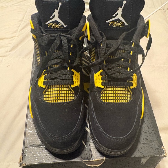 Jordan Athletic Shoes - Black - Picture 3 of 8